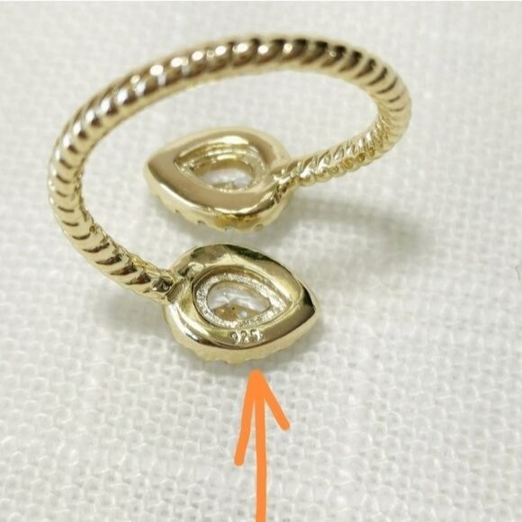 14K Gold Pear Cut CZ Teardrop Ring Toi et Moi Size 6 - Picture 4 of 7